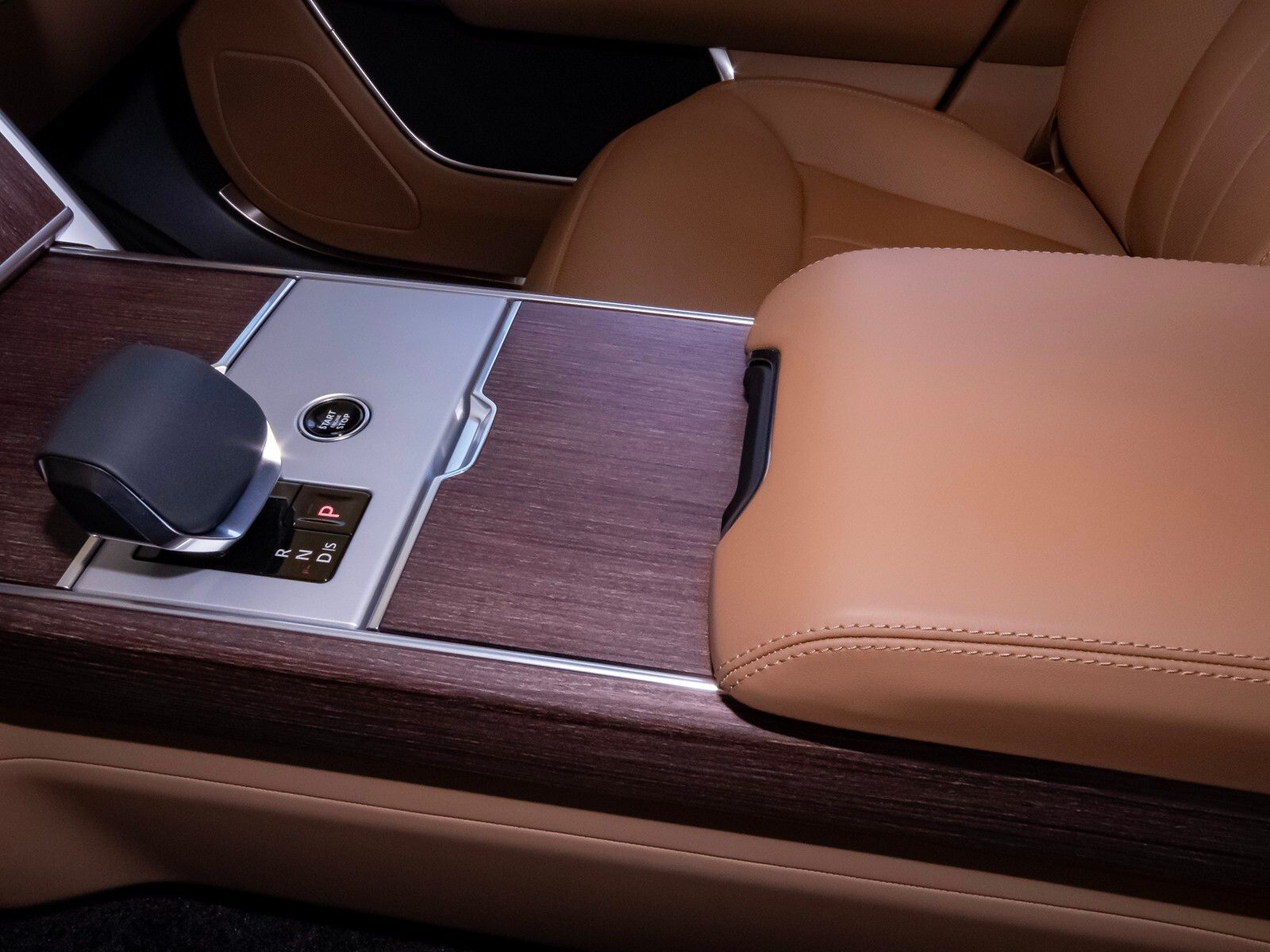 2025 Land Rover Range Rover SE photo 28