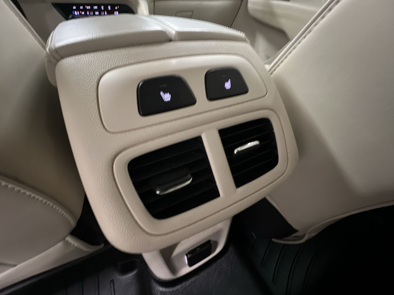 2022 Buick Envision Avenir photo 21