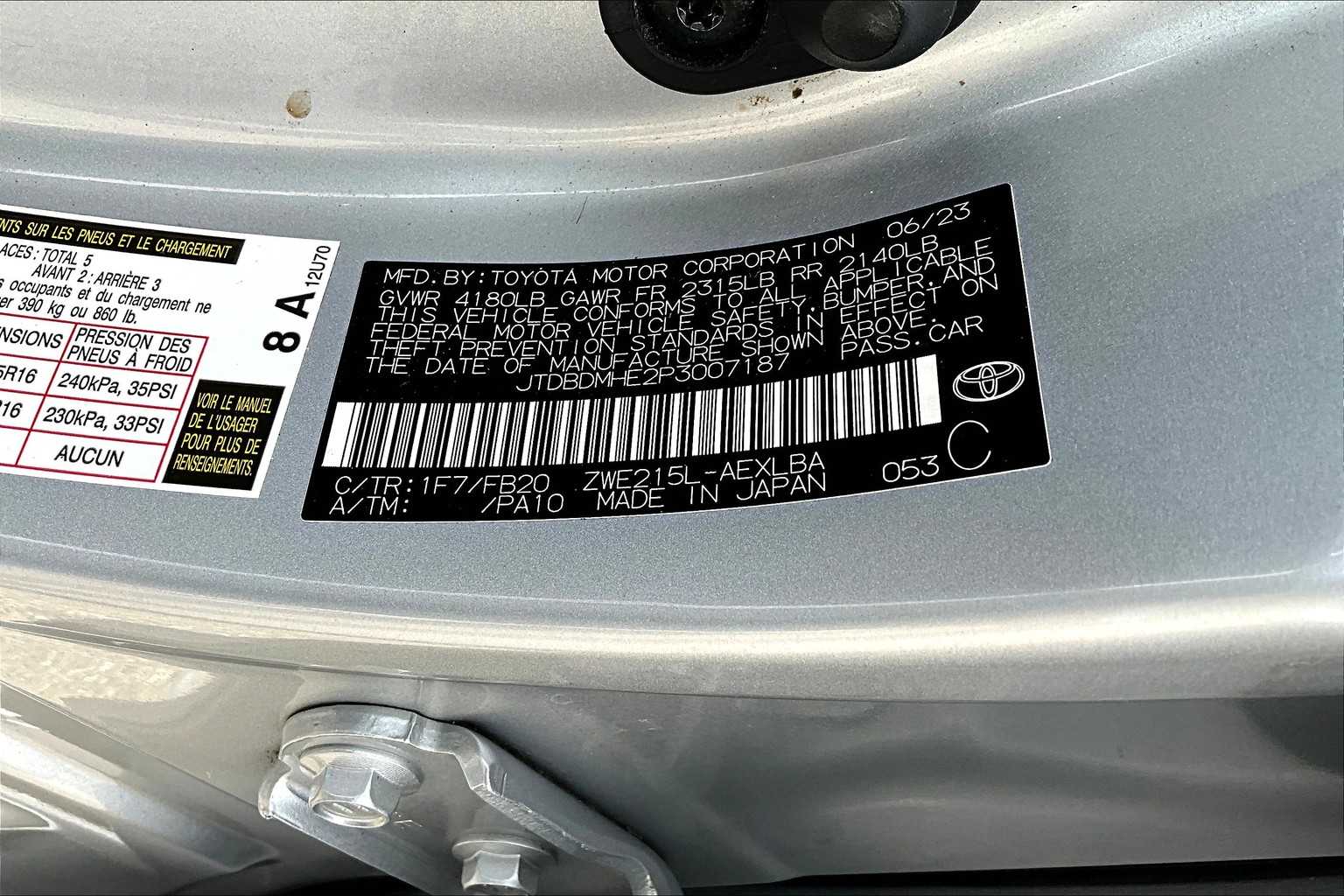2023 Toyota Corolla Hybrid LE photo 32