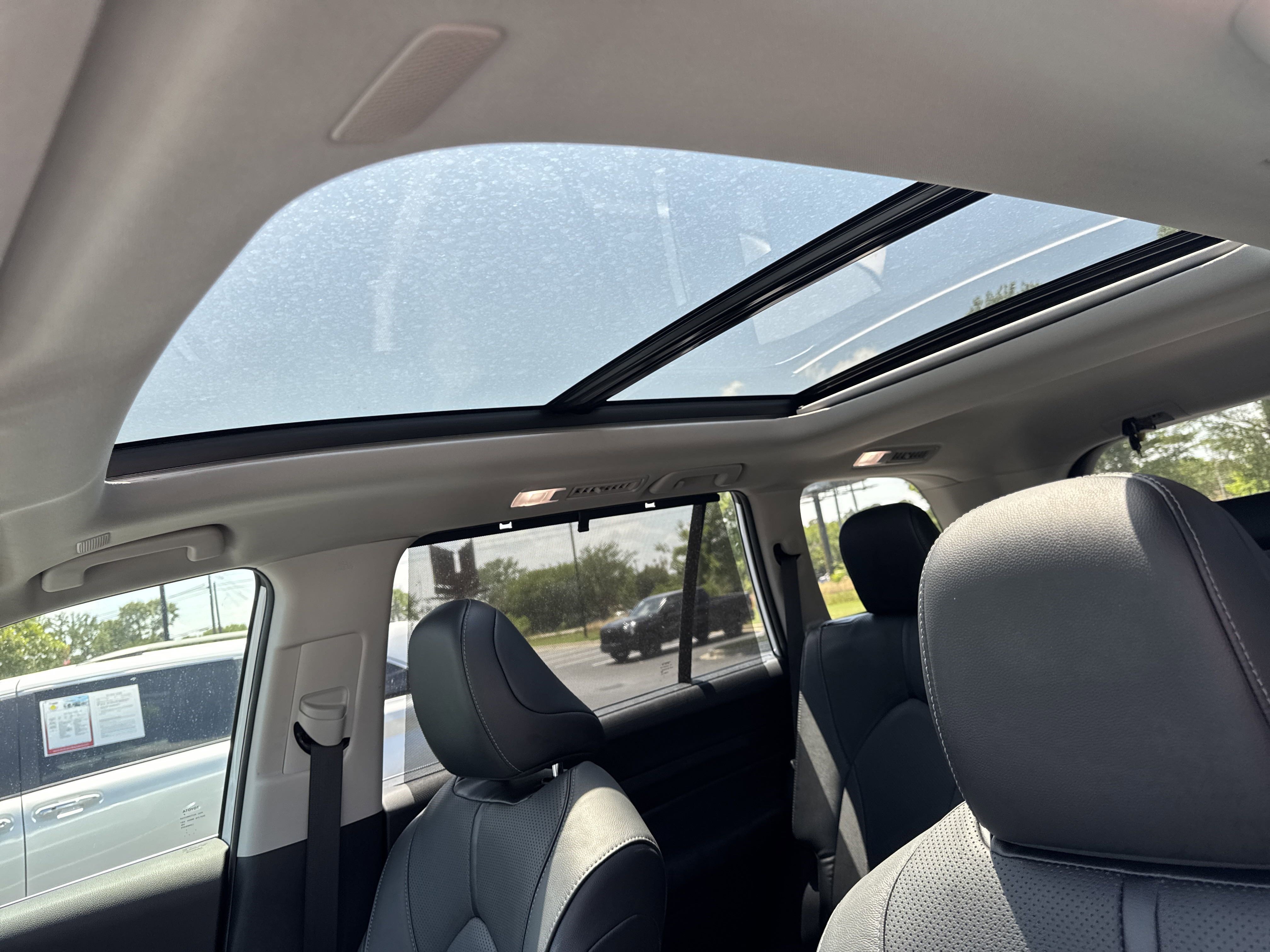 2024 Toyota Grand Highlander Limited photo 11