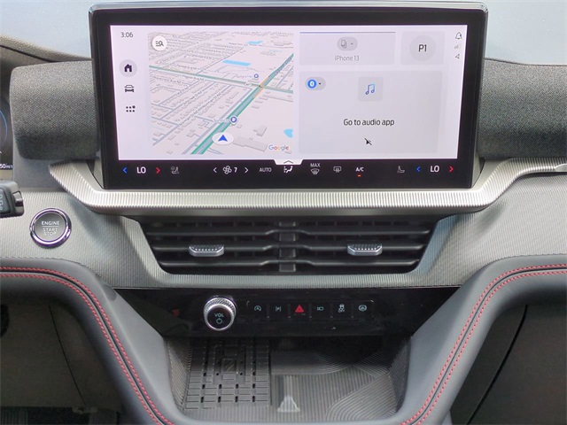2025 Ford Explorer ST-Line photo 17