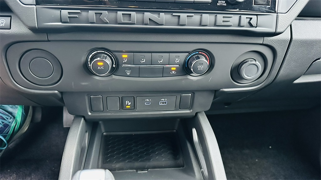 2026 Nissan Frontier S photo 22