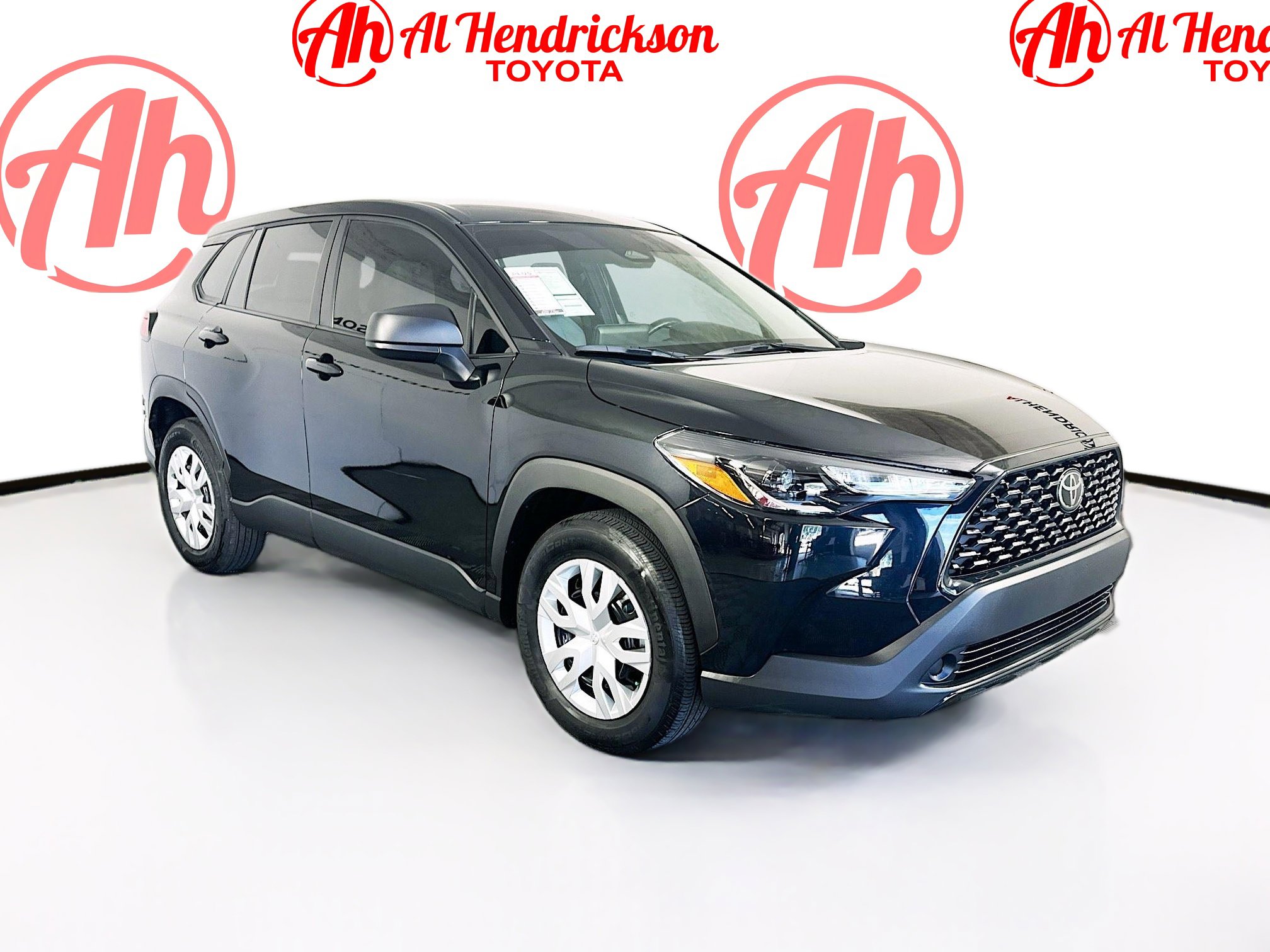 2025 Toyota Corolla Cross L's photo