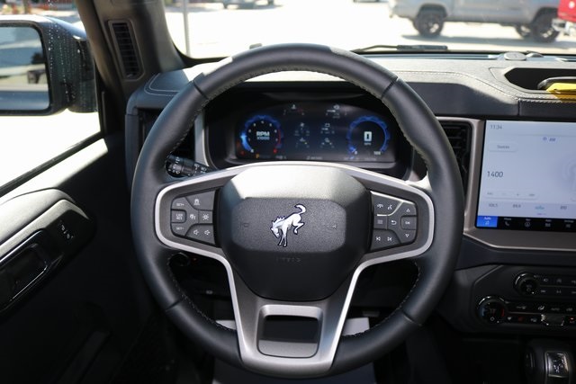 2025 Ford Bronco Outer Banks photo 10