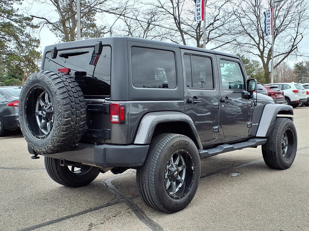 2018 Jeep Wrangler Unlimited Sahara photo 4