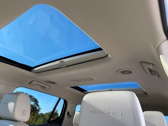 2022 Gmc Acadia Denali photo 19