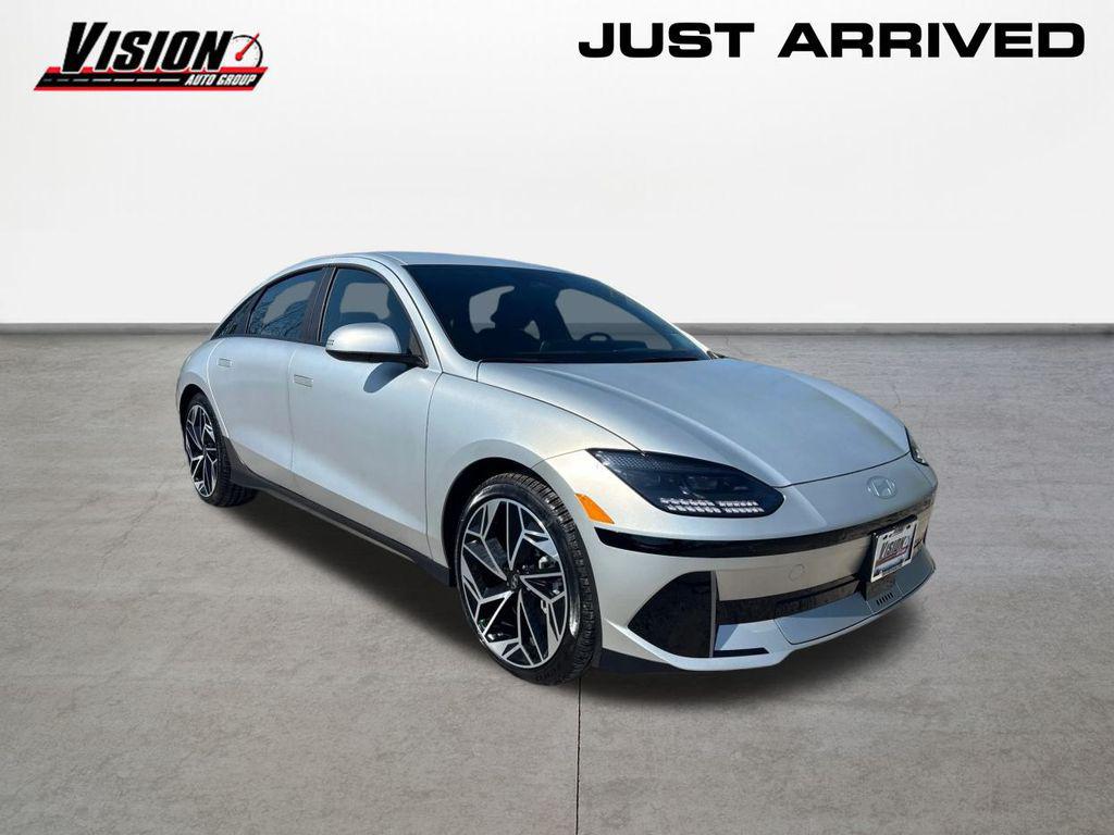 2025 Hyundai Ioniq 6 SEL photo 3