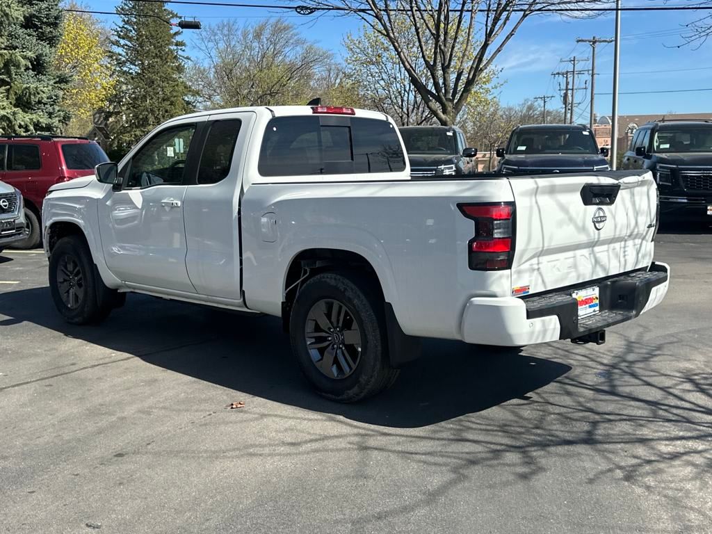 2025 Nissan Frontier SV photo 3