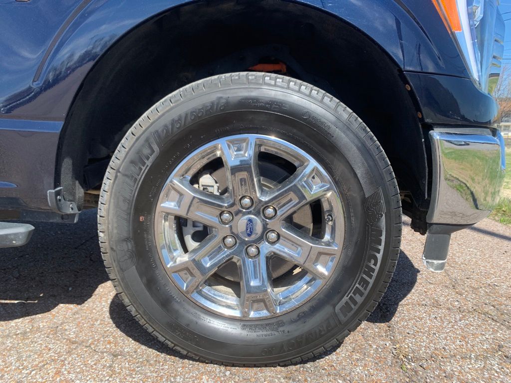 2023 Ford F-150 XLT photo 10