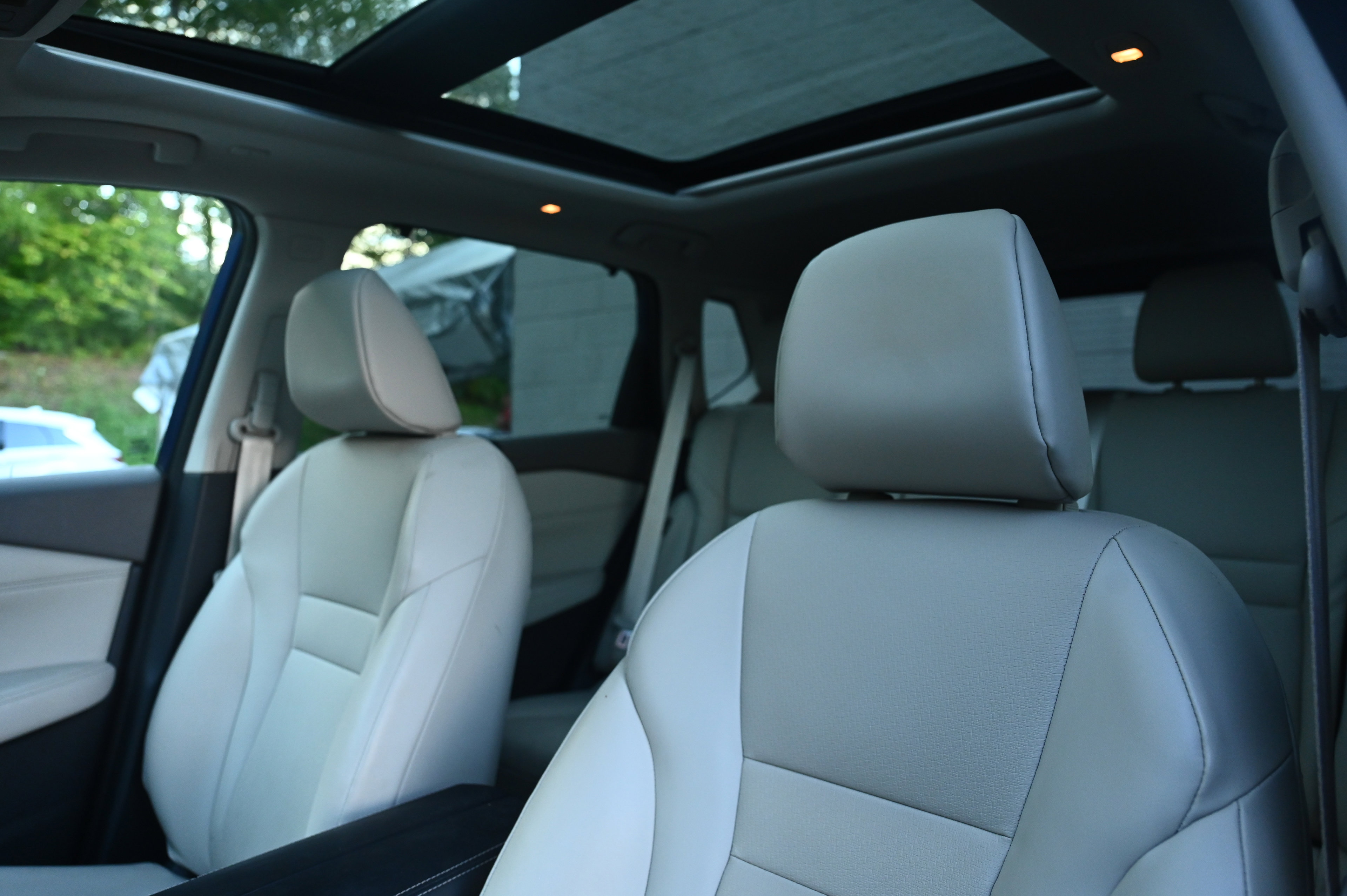 2022 Nissan Rogue SV photo 18