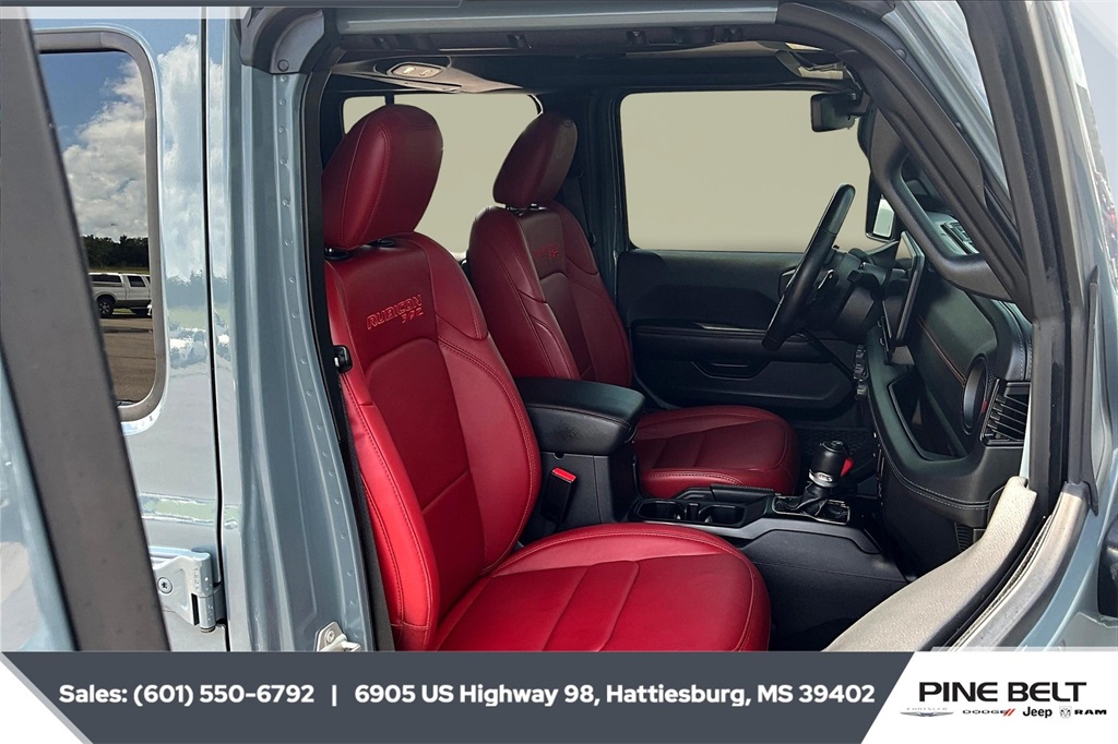 2024 Jeep Wrangler Rubicon 392 photo 6