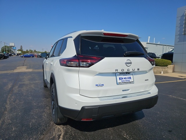 2026 Nissan Rogue SV photo 3