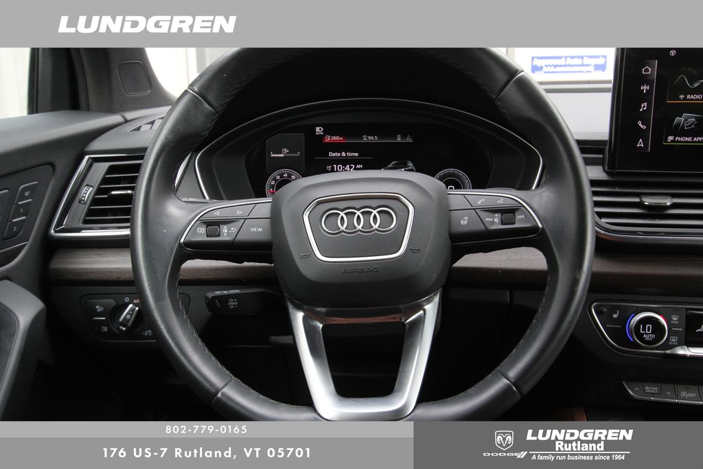 2022 Audi Q5 45 S line Premium photo 5