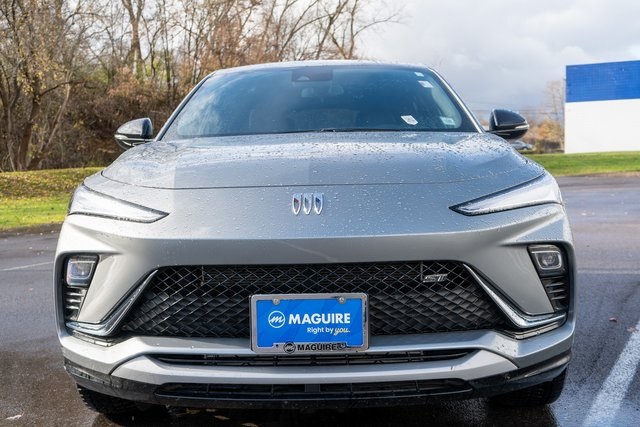 2024 Buick Envista ST photo 3