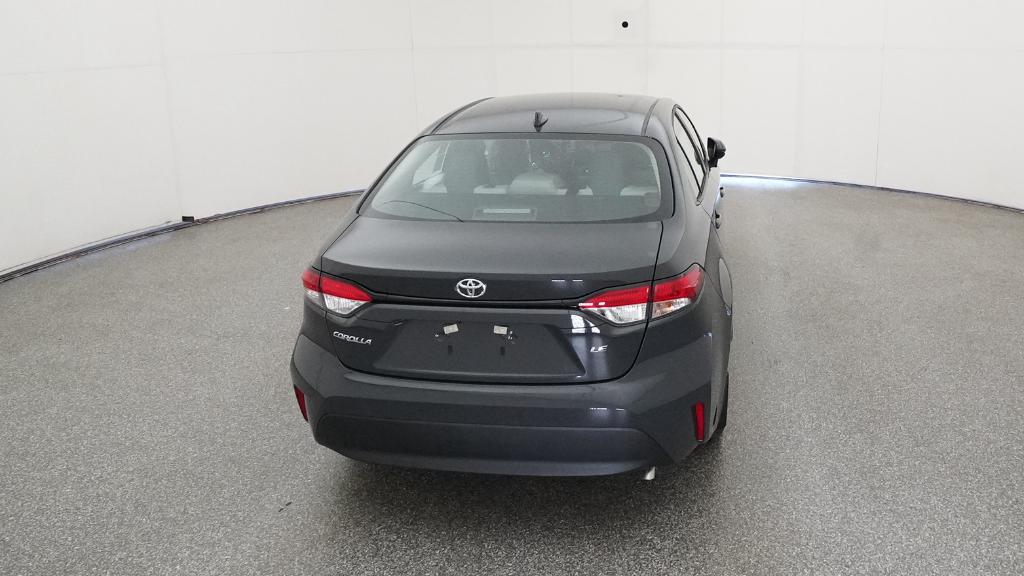2025 Toyota Corolla LE photo 18