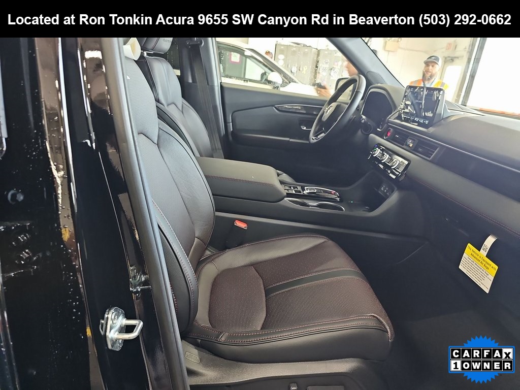 2025 Honda Pilot Black Edition photo 6