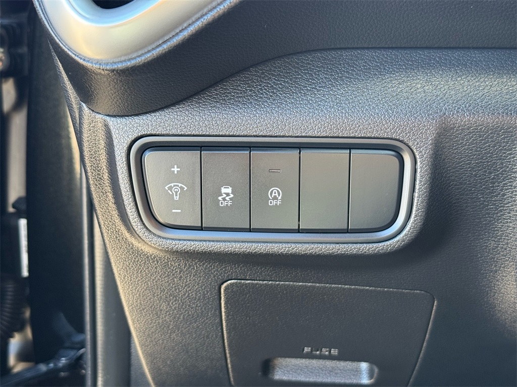 2023 Kia Soul LX photo 24