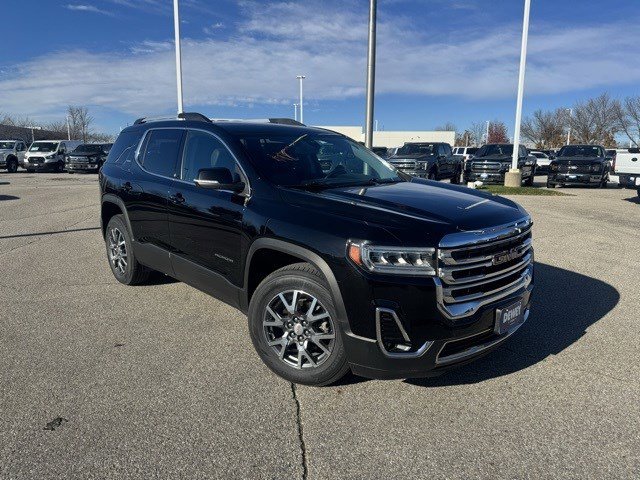 2023 GMC Acadia SLT's photo