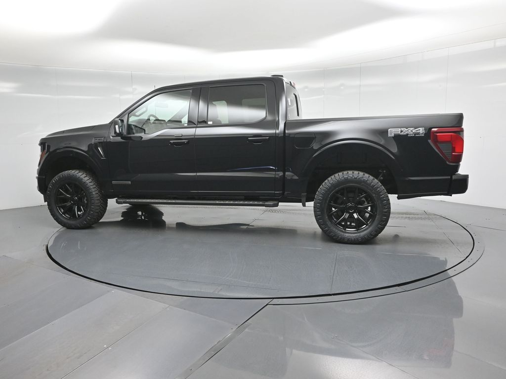 2025 Ford F-150 XLT photo 3