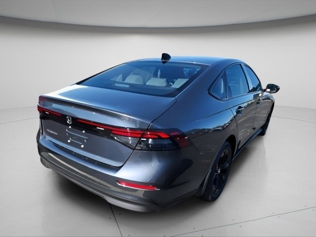 2025 Honda Accord SE photo 7