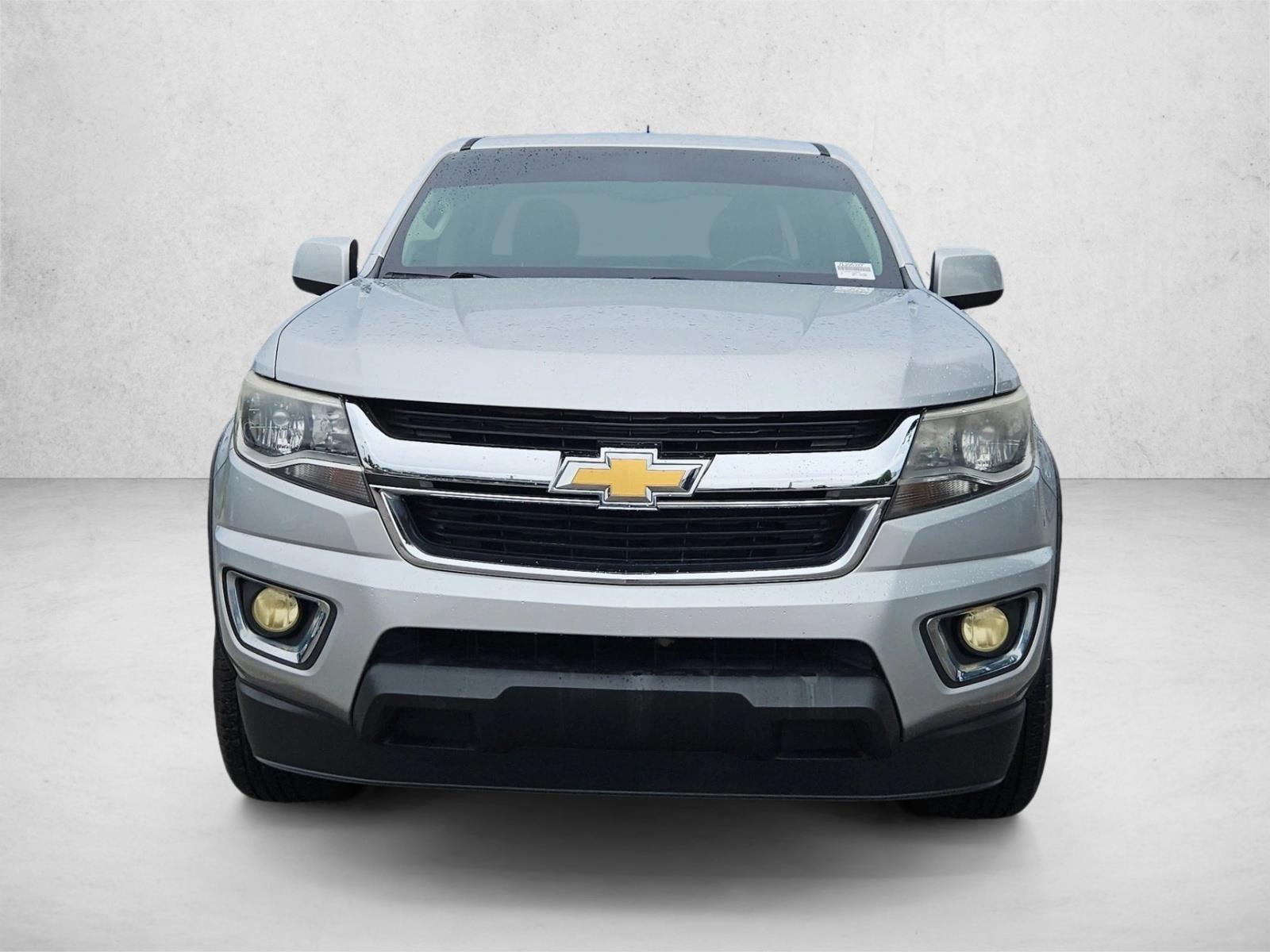 2018 Chevrolet Colorado LT photo 2