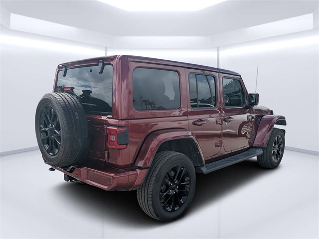2021 Jeep Wrangler Unlimited Sahara High Altitude photo 2
