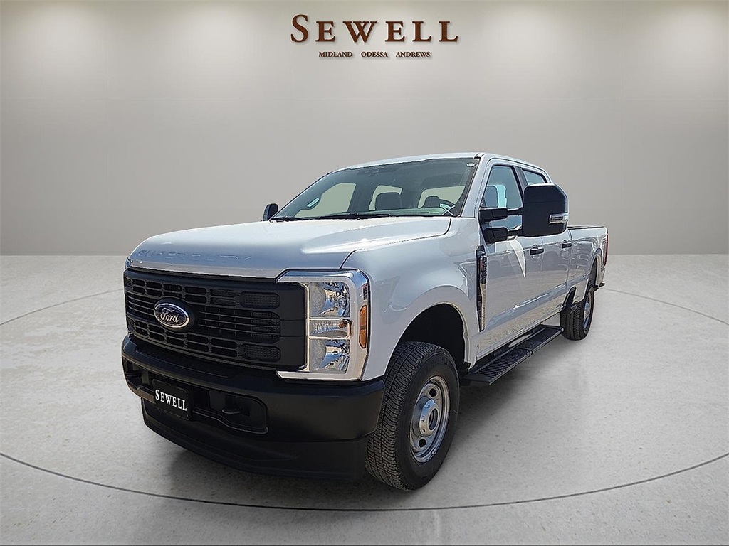 2026 Ford F-250 Super Duty XL's photo