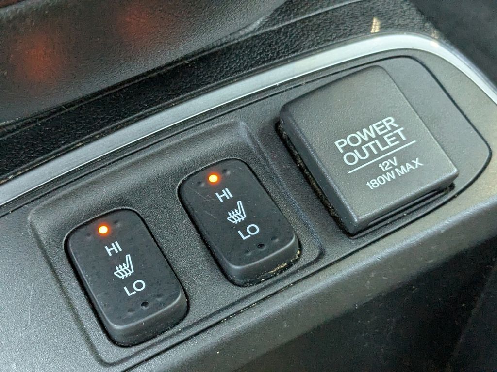 2015 Honda CR-V Touring photo 22