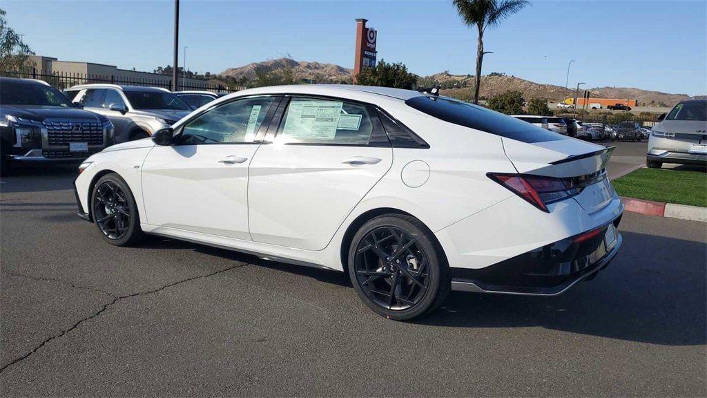 2025 Hyundai Elantra N Line photo 3
