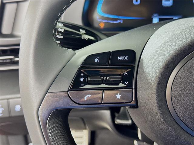 2025 Hyundai Elantra SEL Sport photo 15