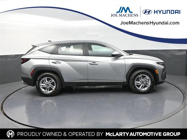 2026 Hyundai Tucson SE's photo