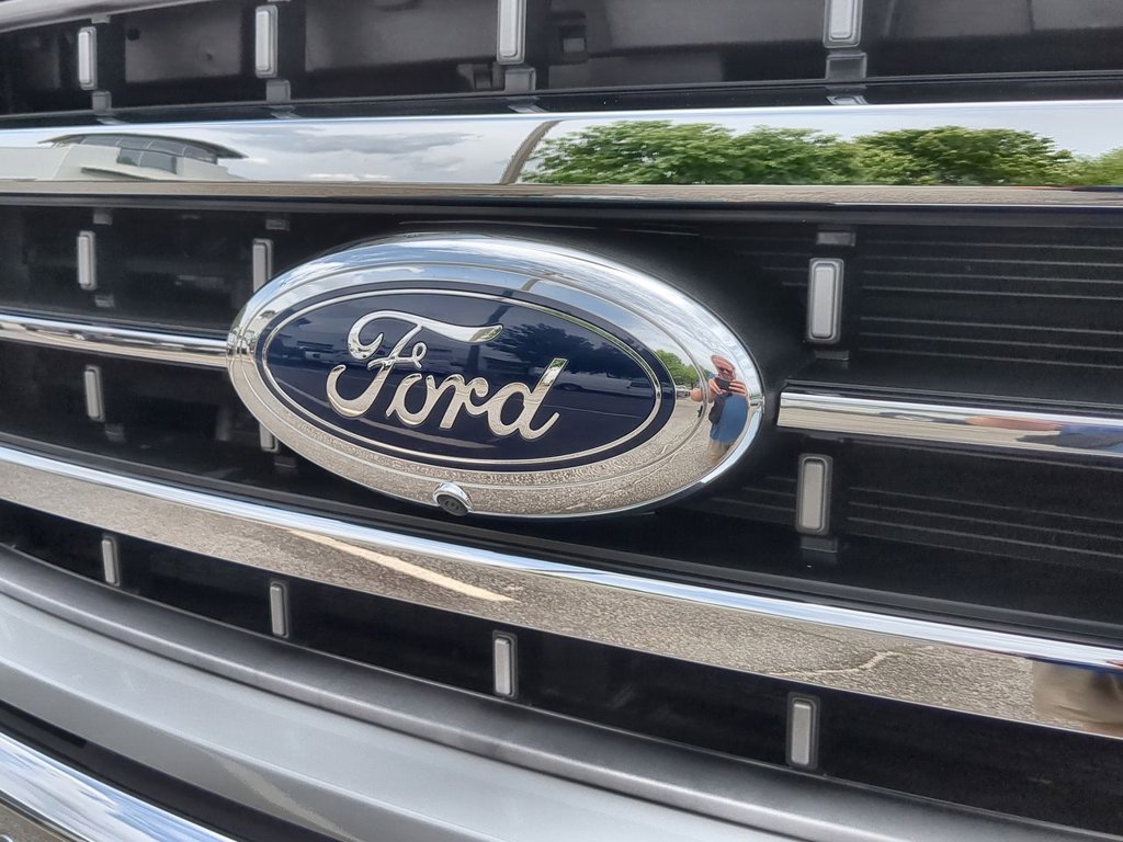 2023 Ford F-150 Lariat photo 31