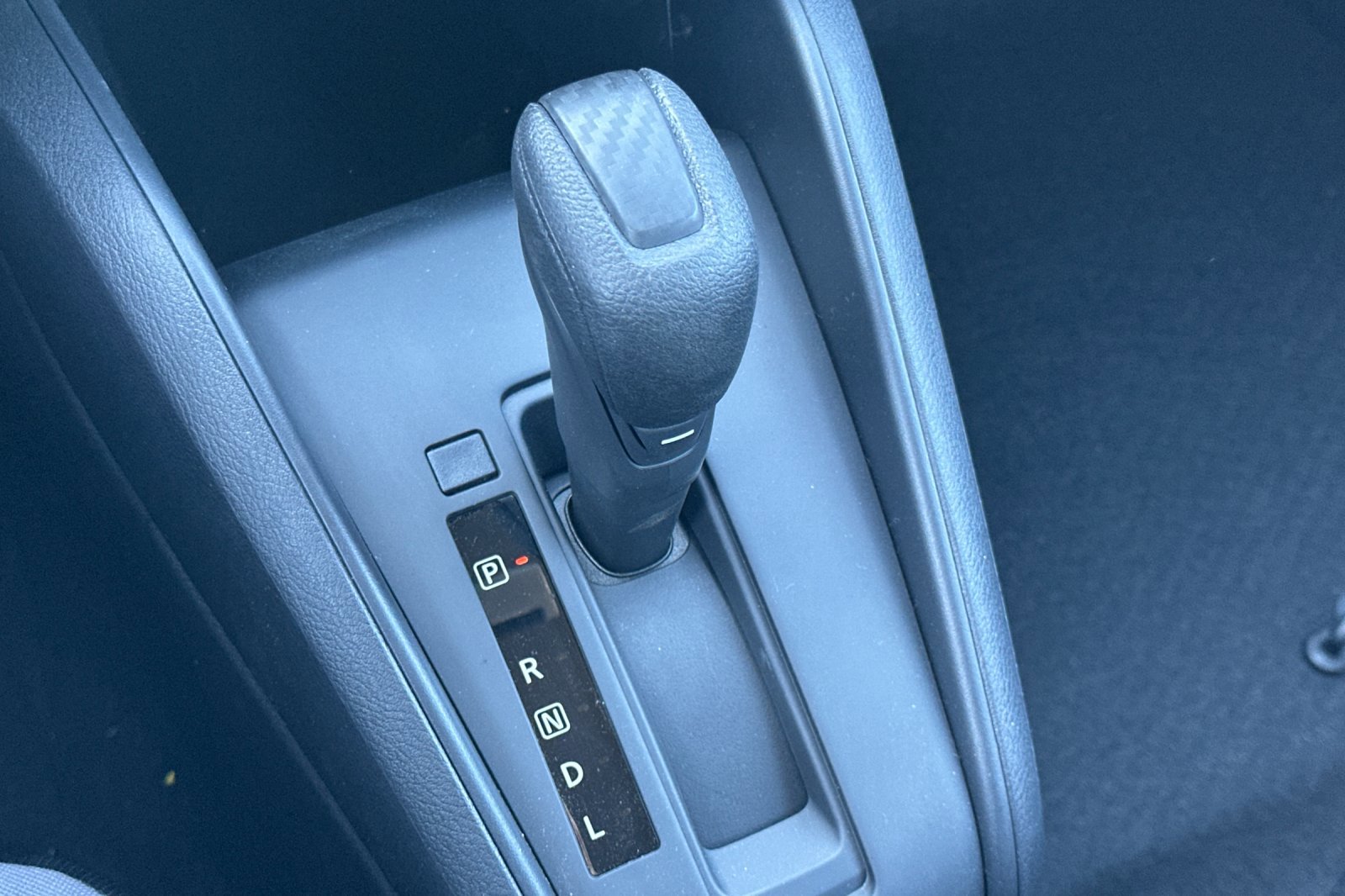 2025 Nissan Versa S photo 15