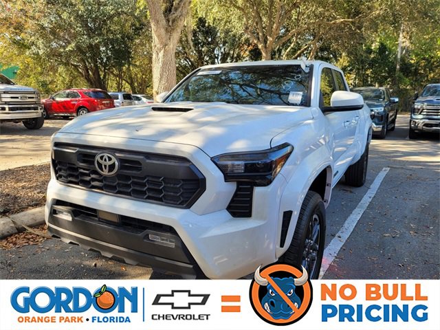 2024 Toyota Tacoma TRD Sport's photo
