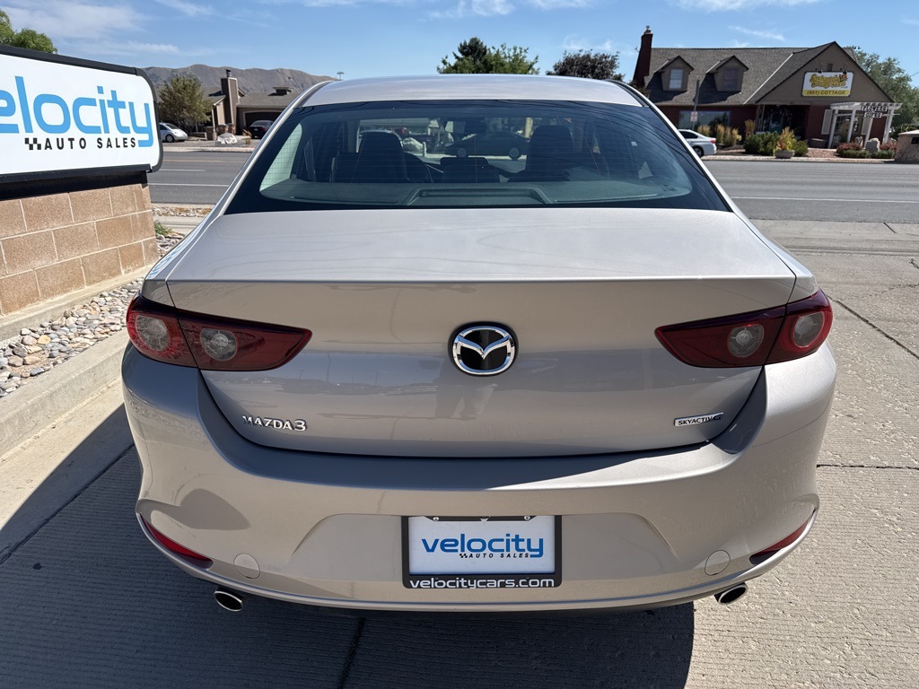 2024 Mazda Mazda3 2.5 Select Sport photo 3
