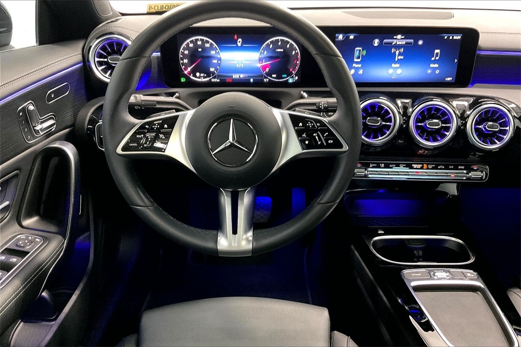 2025 Mercedes Benz CLA 250 photo 2