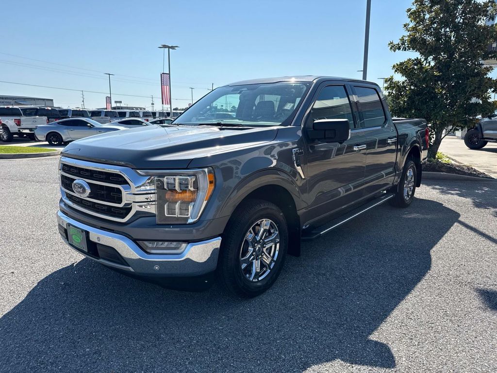 2021 Ford F-150 XLT photo 3