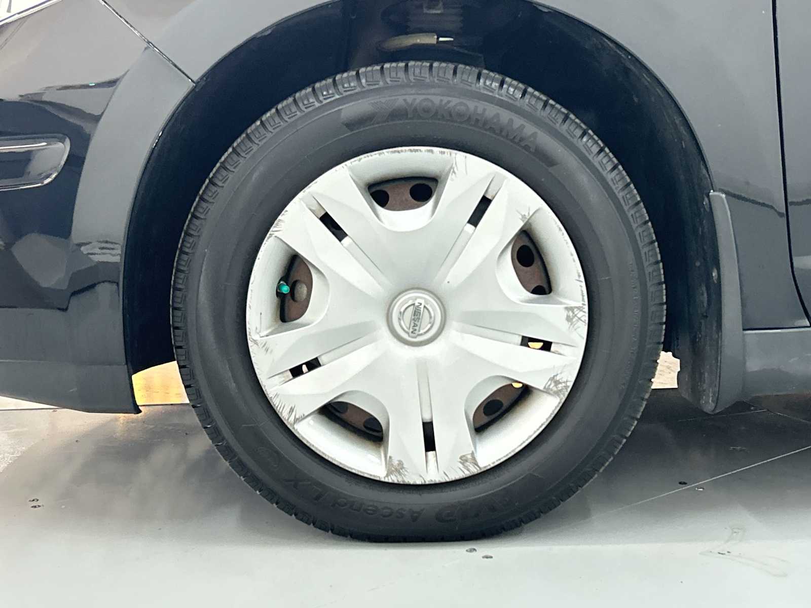 2011 Nissan Versa 1.8 S photo 10