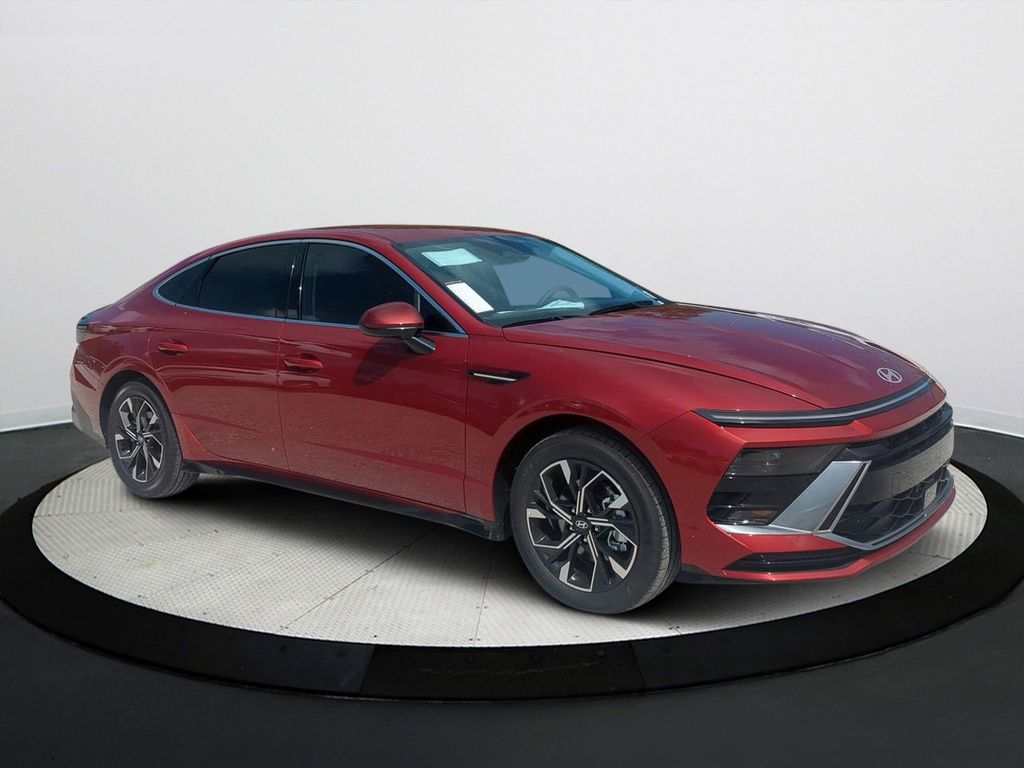2024 Hyundai Sonata SEL photo 2
