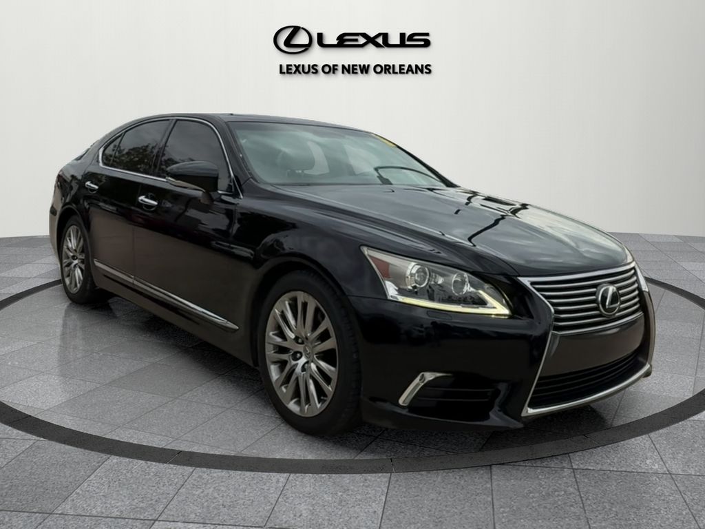 2014 Lexus LS Base's photo
