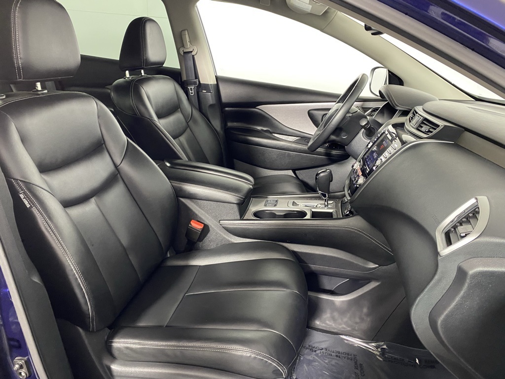 2023 Nissan Murano SV photo 3