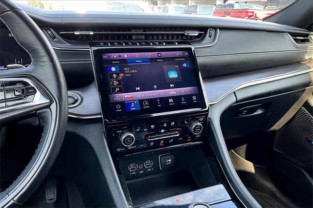 2021 Jeep Grand Cherokee Overland photo 9