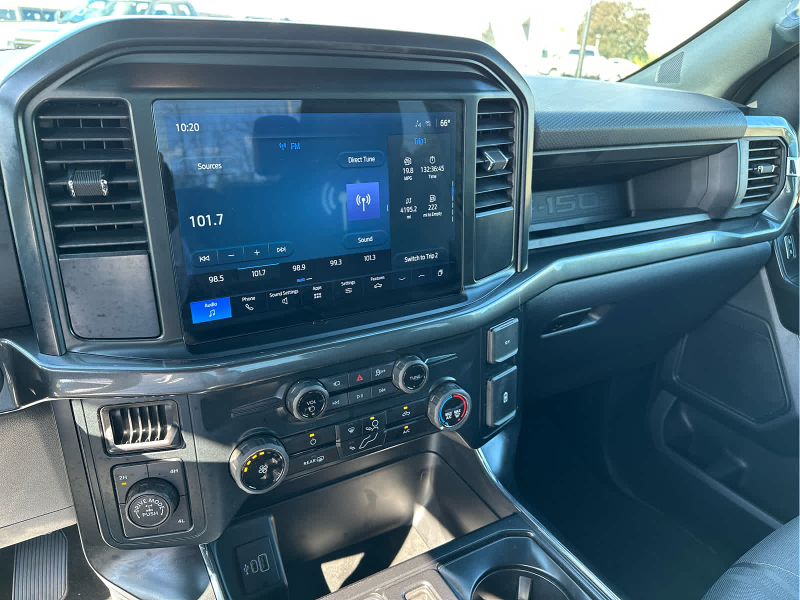 2025 Ford F-150 STX photo 13