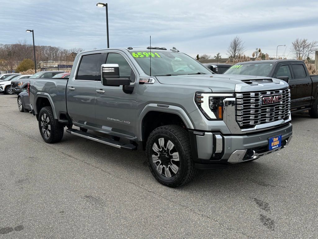 2024 GMC Sierra 2500HD Denali's photo