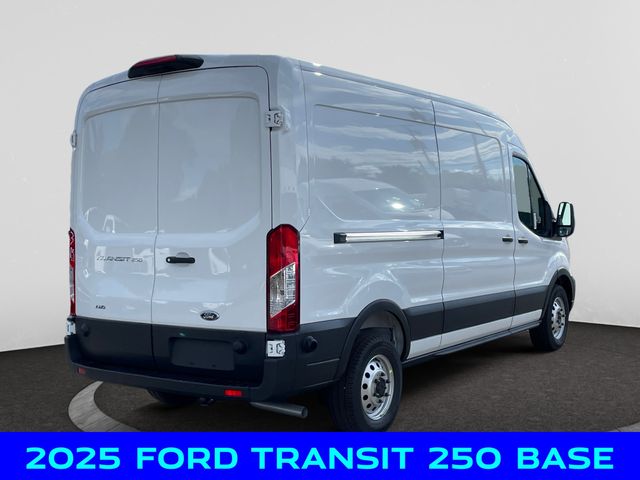 2025 Ford Transit photo 3