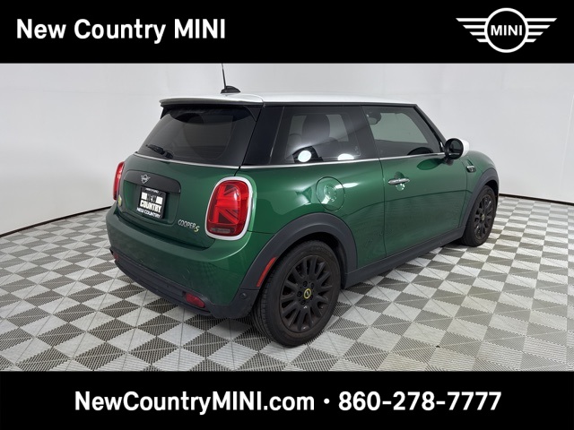 2022 Mini Cooper SE Signature photo 7