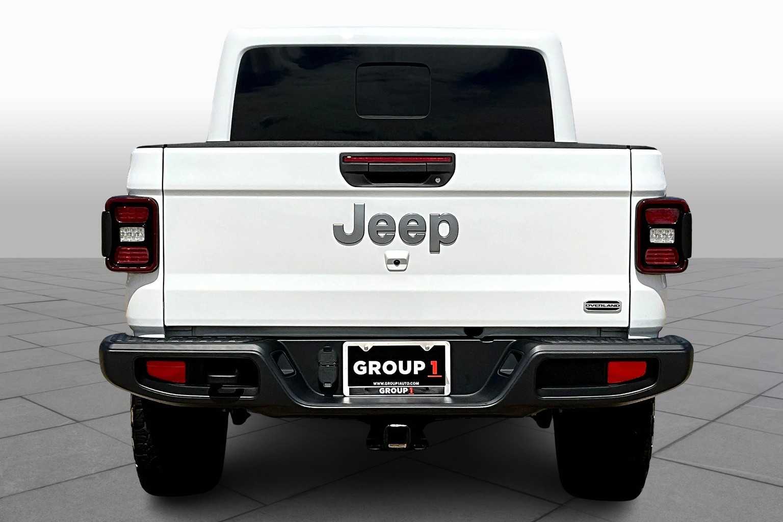 2022 Jeep Gladiator Overland photo 4