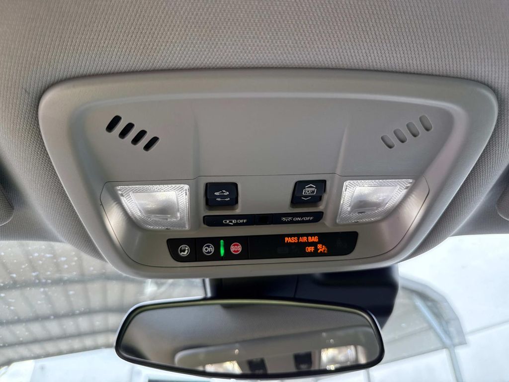 2023 Chevrolet Malibu 1LT photo 32