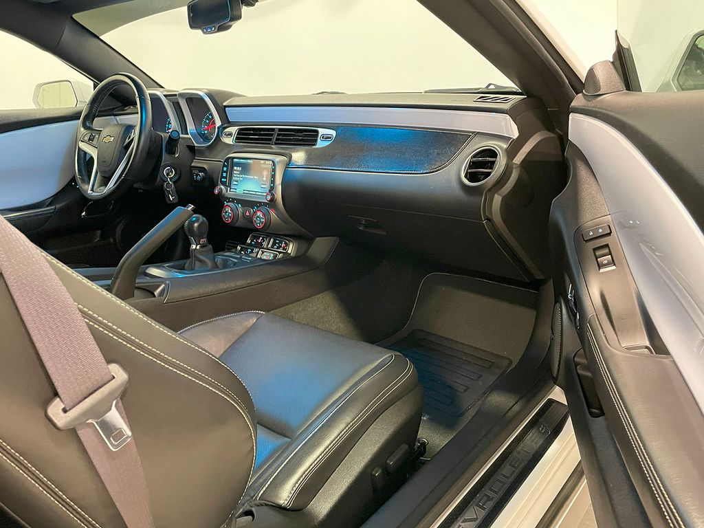 2012 Chevrolet Camaro SS photo 65