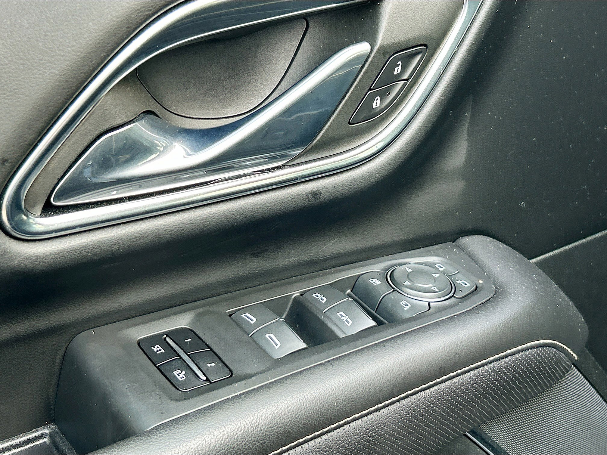 2023 Chevrolet Tahoe Premier photo 15